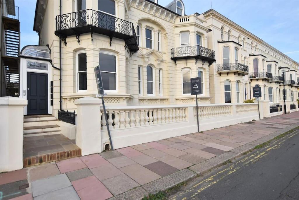 Vive Sea View Getaway Hastings Exterior foto